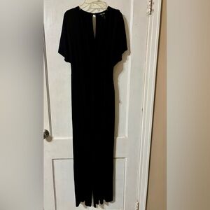 NIC+ZOE black short sleeve v-neck jumpsuit size XS